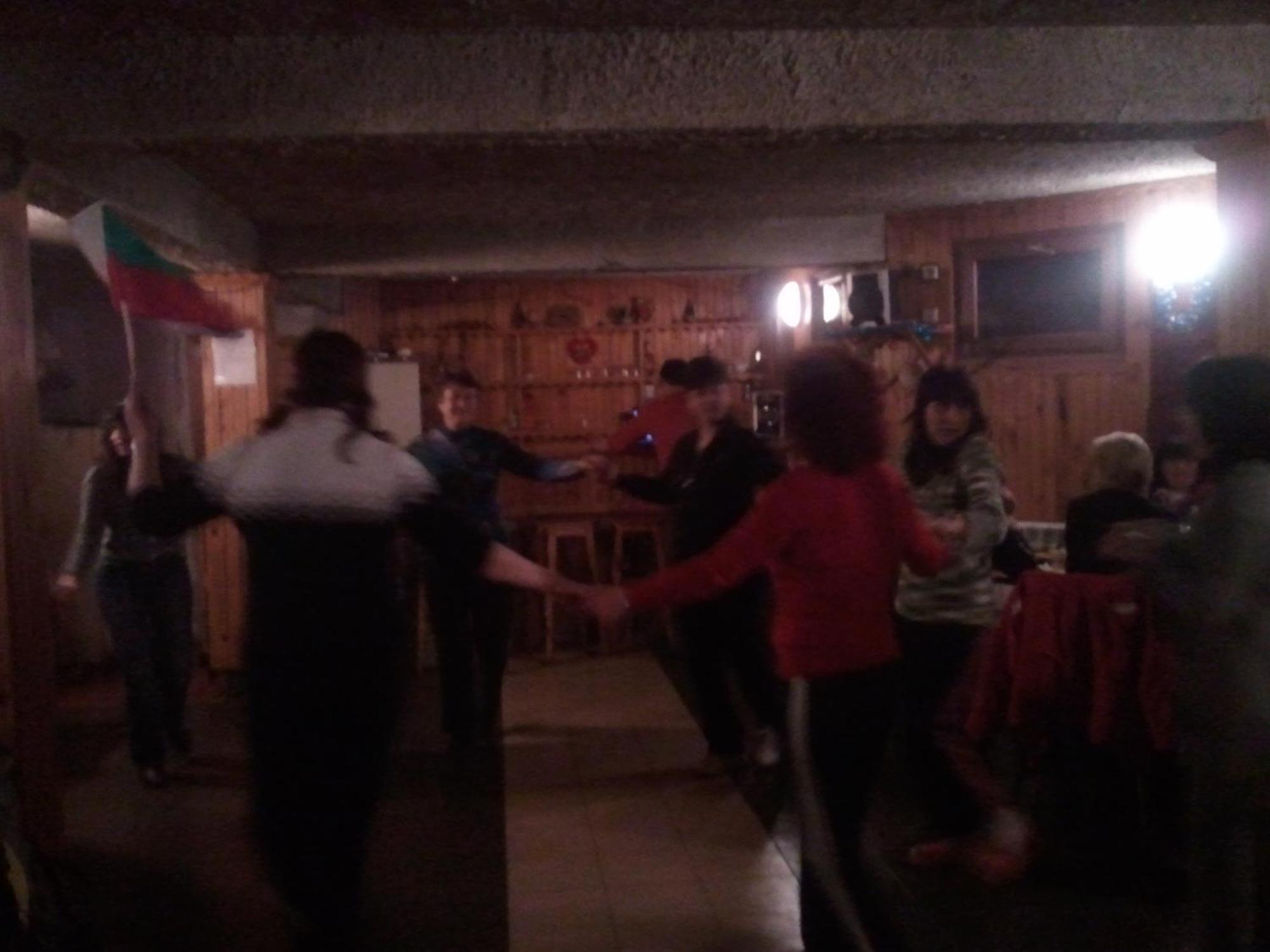 Kris Guesthouse Stoykite Bagian luar foto